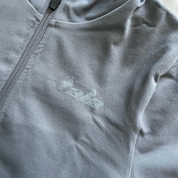 Tala seamless grey half zip size L - Picture 2 of 2